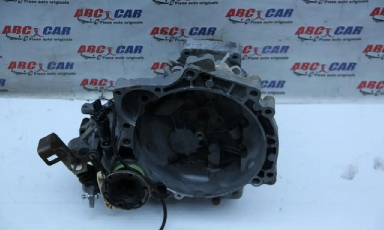 Cutie de viteze manuala pe cabluri VOLKSWAGEN POLO 1999-2001