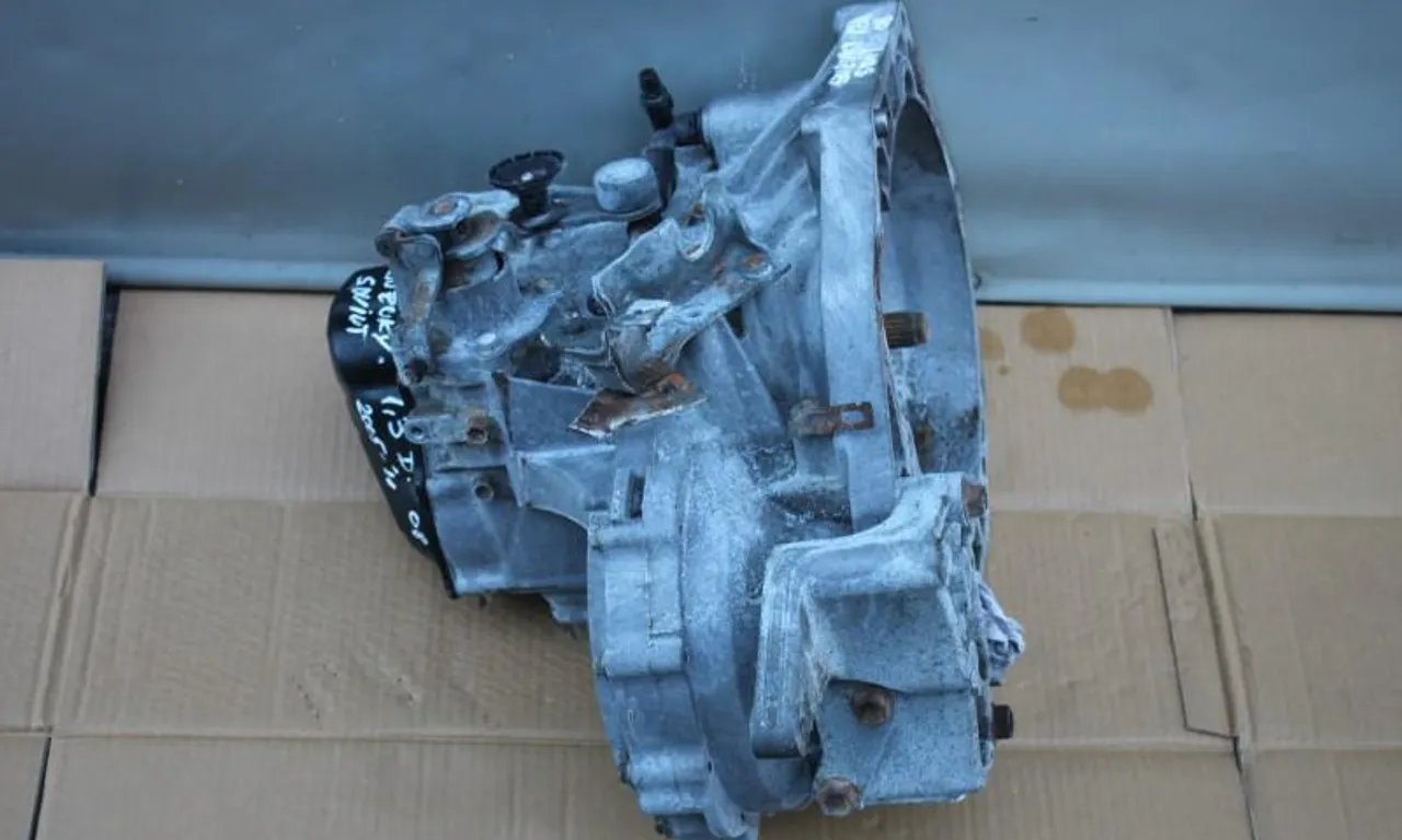 Cutie de viteze manuala SUZUKI SWIFT III 2005-null