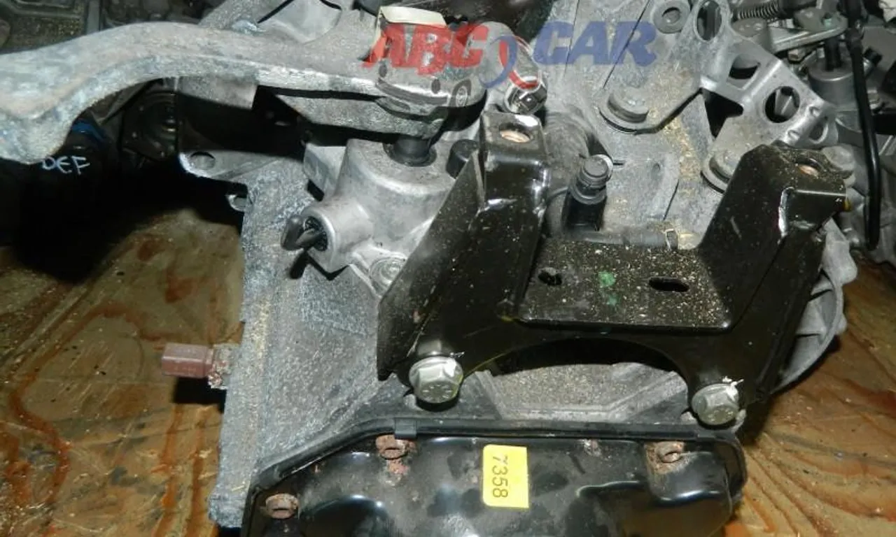 Cutie de viteze manuala VOLKSWAGEN FOX 2003-2015