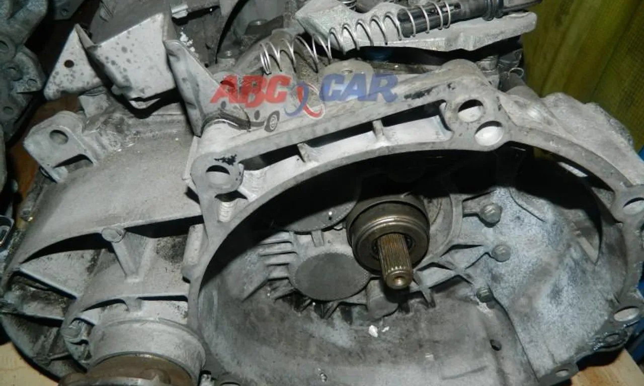 Cutie viteze manuala VOLKSWAGEN GOLF IV 1997-2008