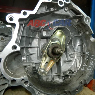 Cutie viteze manuala VOLKSWAGEN PASSAT B5 1996-2001 DWA, vedere frontata