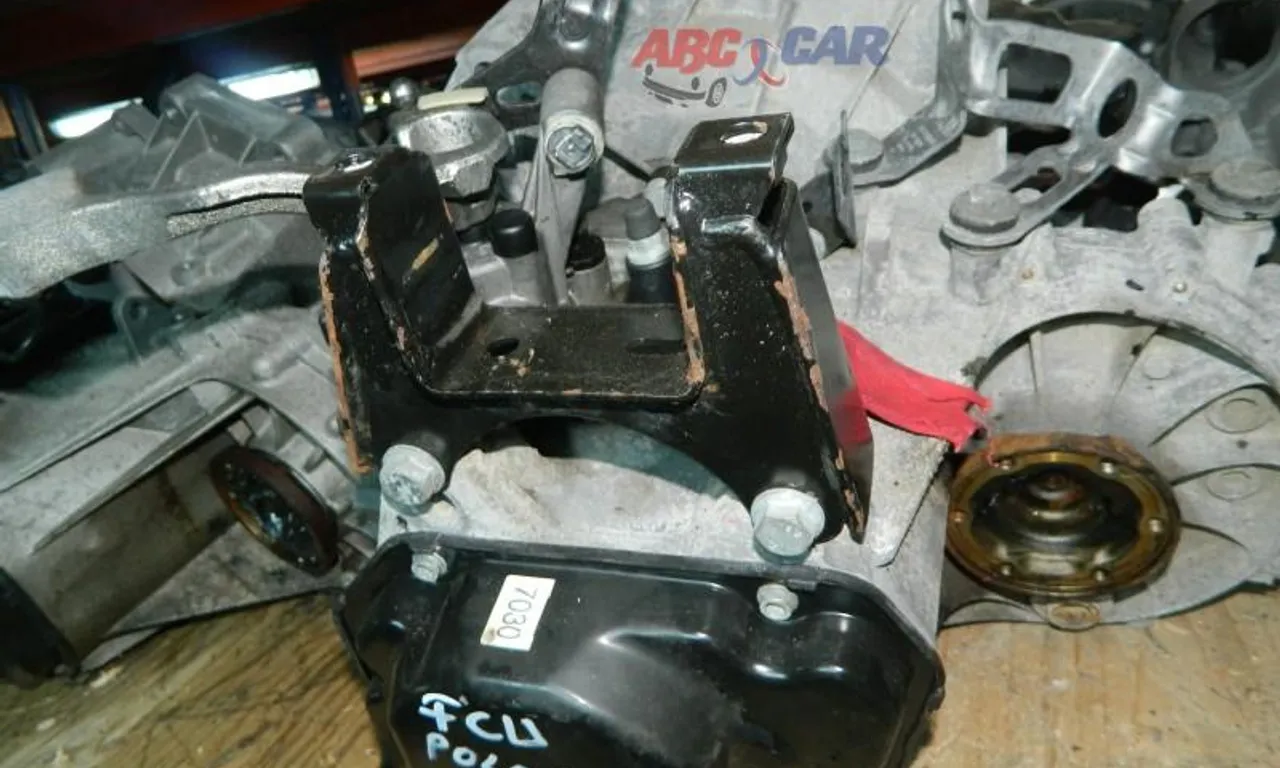 Cutie viteze manuala VOLKSWAGEN POLO 1994-1999