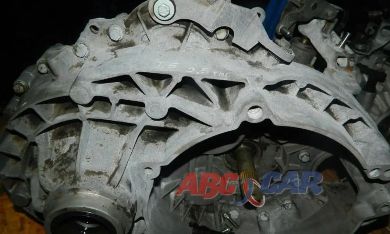 Cutie viteze manuala VOLKSWAGEN TRANSPORTER T5 2003-2015