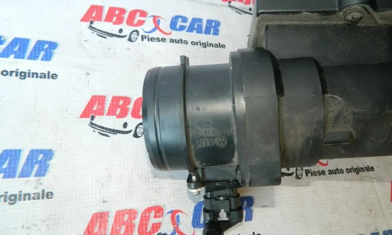 Debitmetru aer VOLKSWAGEN PASSAT CC B6 2008-2012