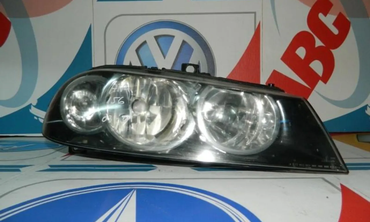 Far dreapta Alfa Romeo 156 1997-2005 932 ALFA ROMEO 156 1997-2005