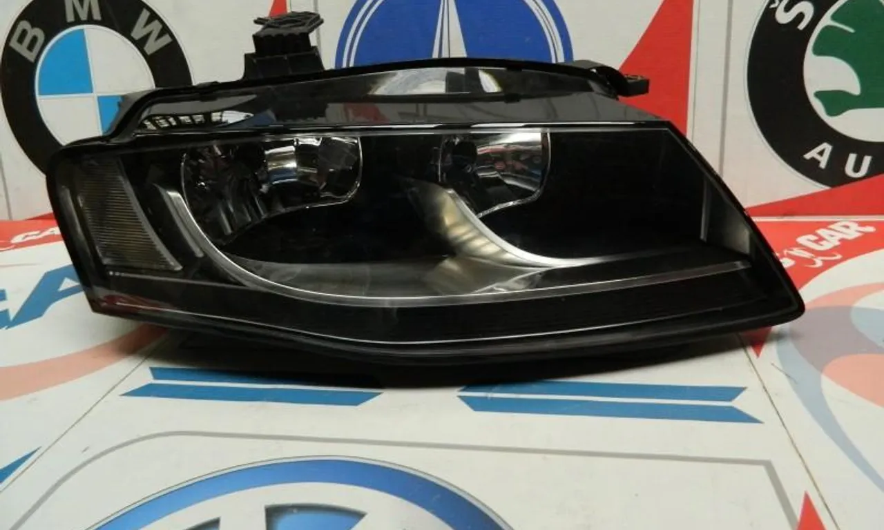 Far dreapta AUDI A4 B8 2007-2017