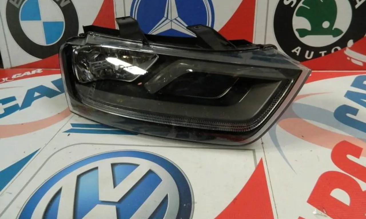 Far dreapta AUDI Q3 2011-2020