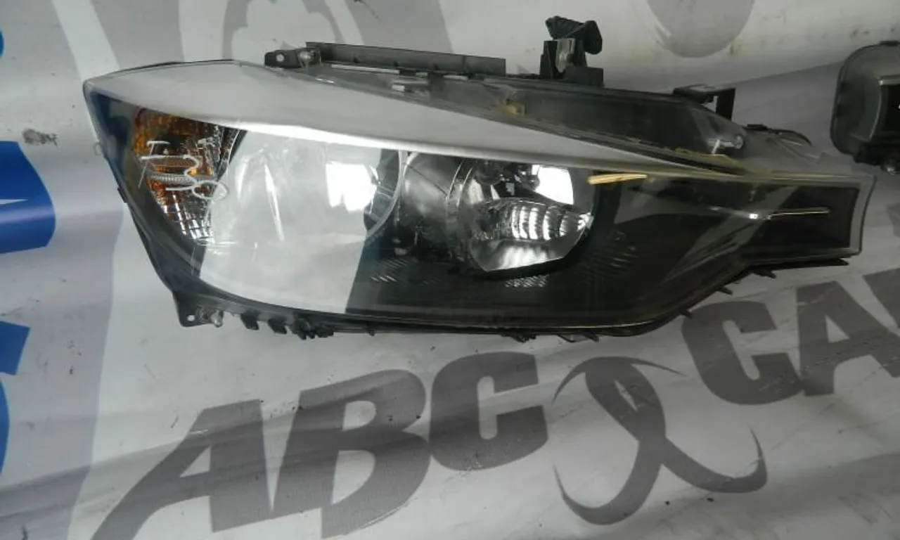 Far dreapta BMW 3 2012-2019