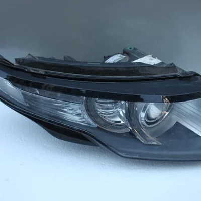 Far dreapta cu defecte Land Rover Range Rover Evoque 2011-2018 BJ32-13W029-EC LAND ROVER RANGE ROVER EVOQUE 2011-2019 BJ32-13W029-EC, vedere frontata