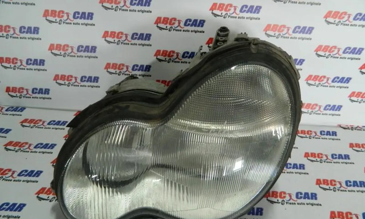 Far dreapta cu xenon MERCEDES C-CLASS 2000-2007