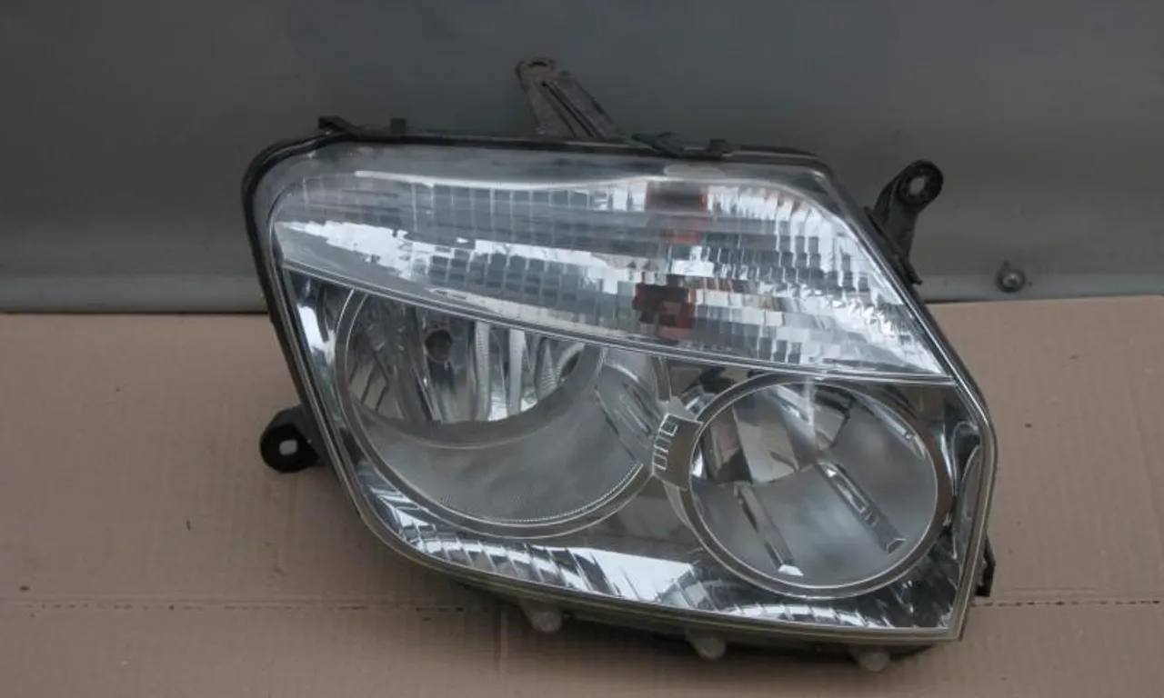 Far dreapta DACIA DUSTER 2010-2018