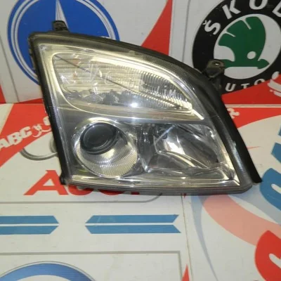 Far dreapta OPEL VECTRA C GTS 2002-2009, vedere frontata