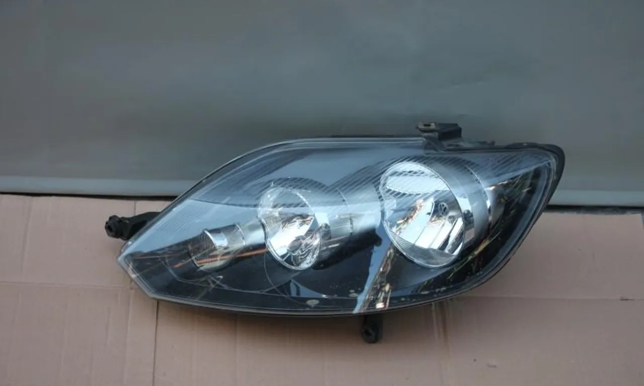 Far dreapta VOLKSWAGEN GOLF VAN VI Variant 2009-2014