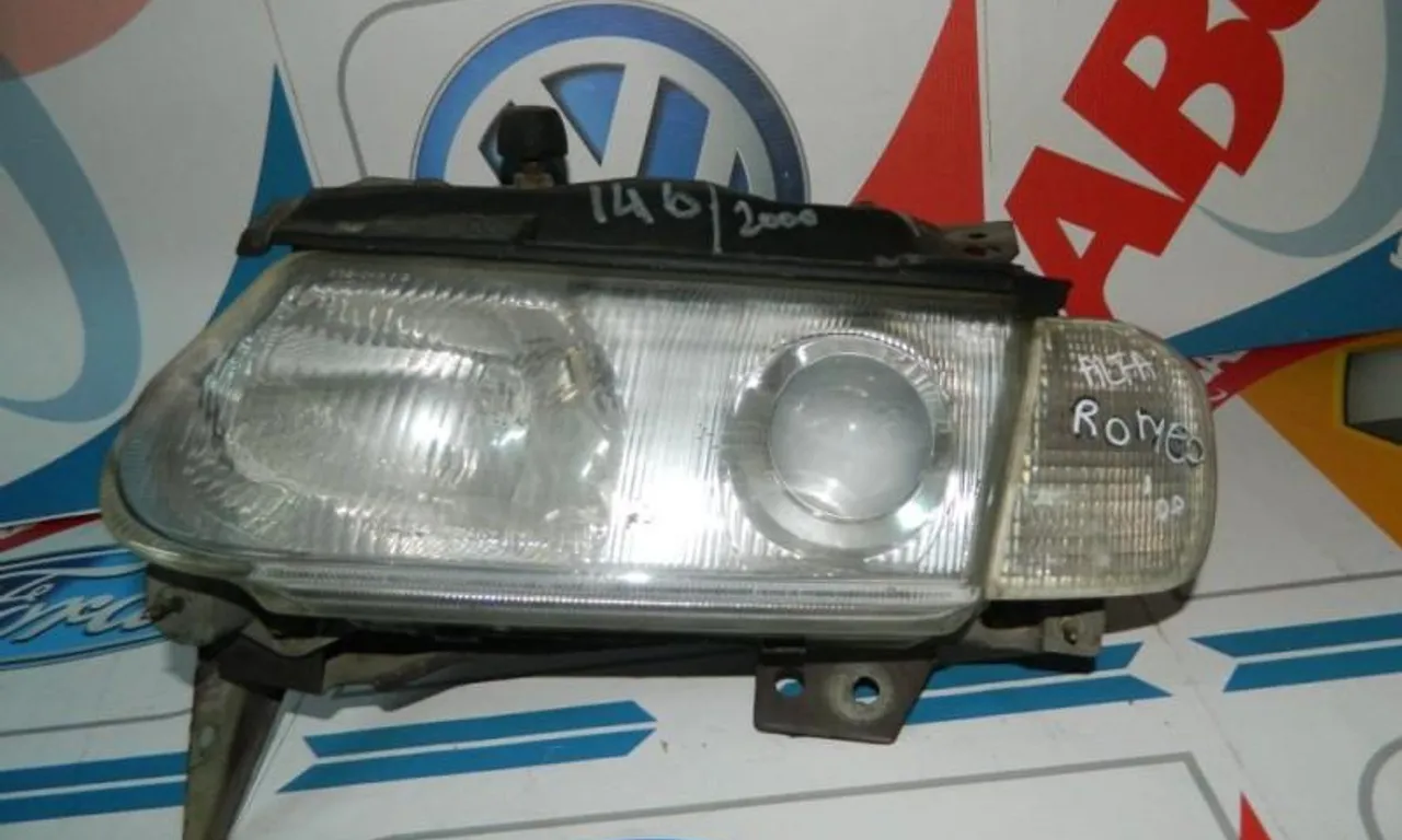 Far stanga Alfa Romeo 146 1994-2001 930 ALFA ROMEO 146 1994-2001
