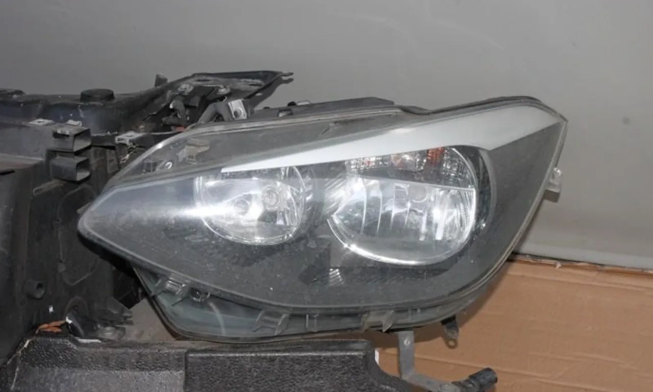 Far stanga (Anglia) BMW 1 2011-2019