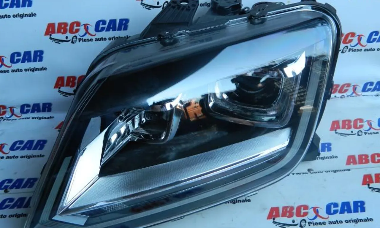 Far stanga Bi-xenon LED VOLKSWAGEN AMAROK 2010-null