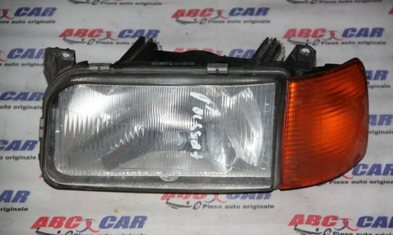 Far stanga cu semnalizare VOLKSWAGEN PASSAT B2 1979-1989