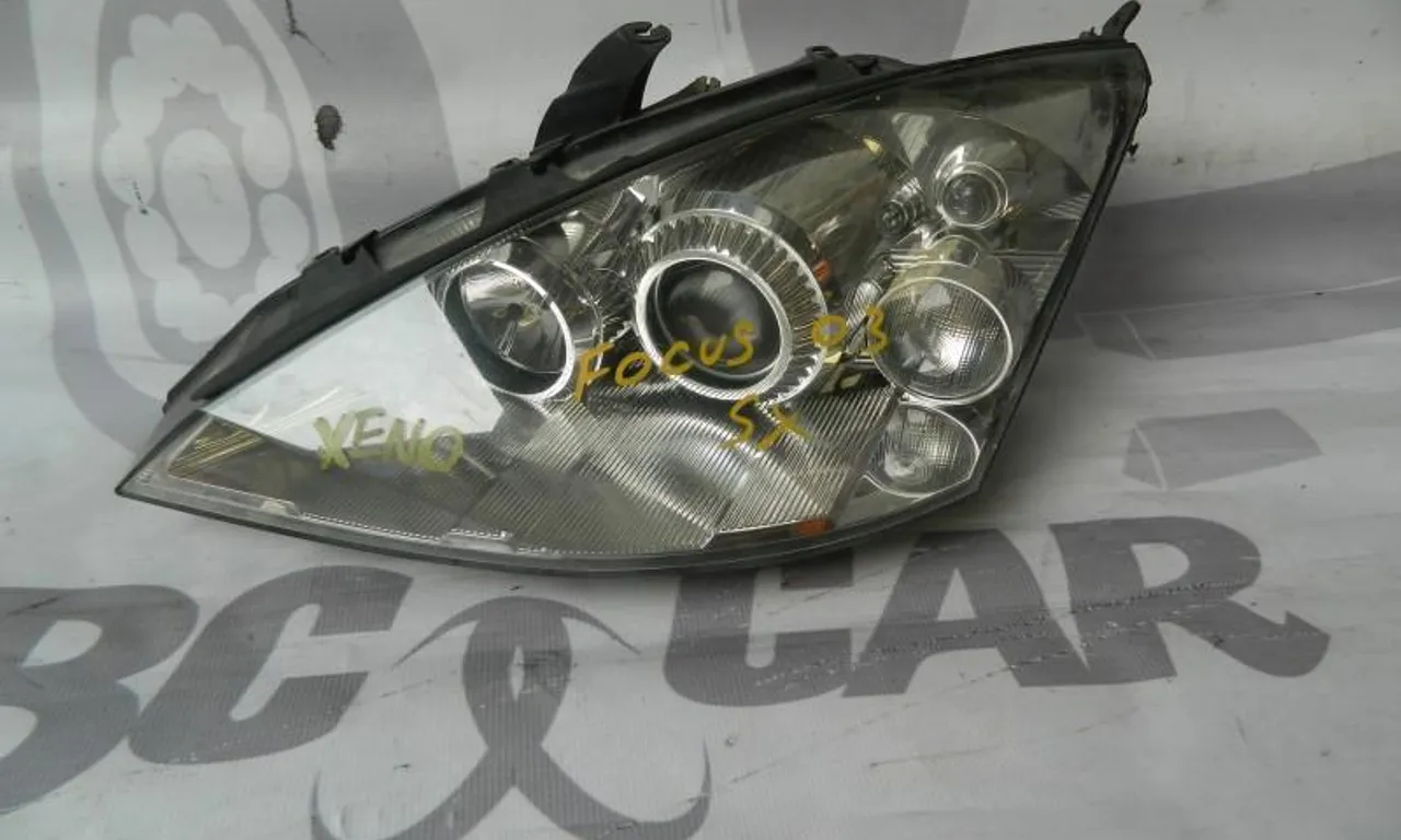 Far stanga cu xenon FORD FOCUS I 1998-2009