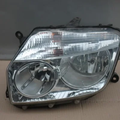 Far stanga DACIA DUSTER 2010-2018, vedere frontata