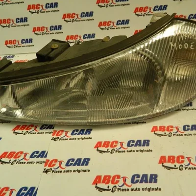 Far stanga FORD MONDEO II 1996-2000, vedere frontata