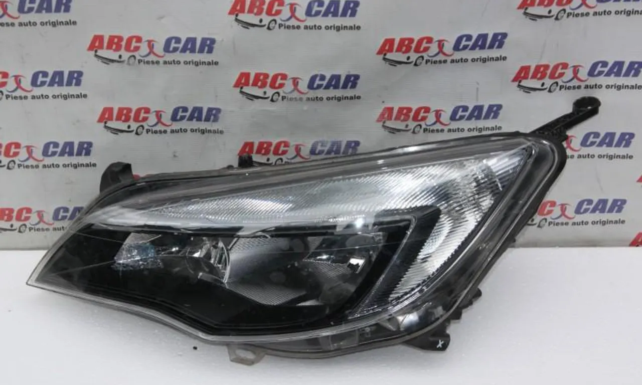 Far stanga OPEL ASTRA J 2009-2015