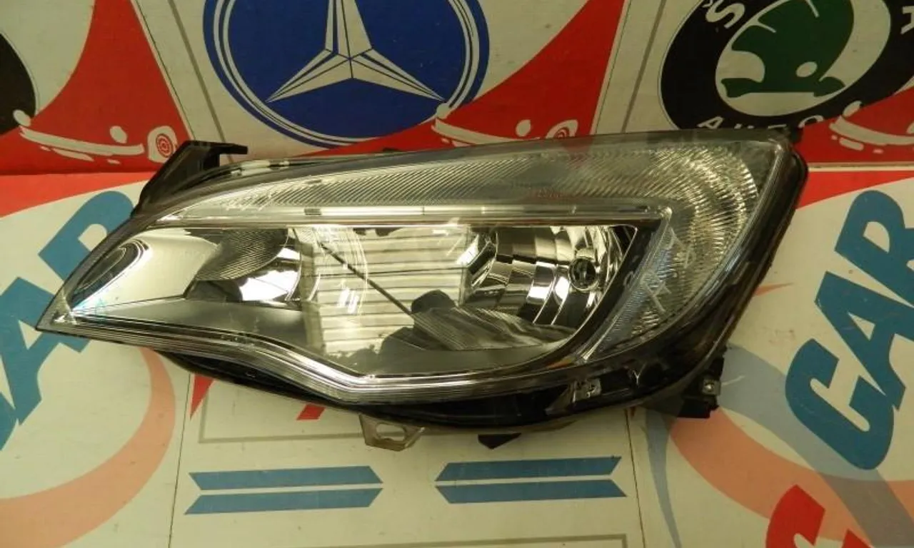 Far stanga OPEL ASTRA J GTC 2011-2018