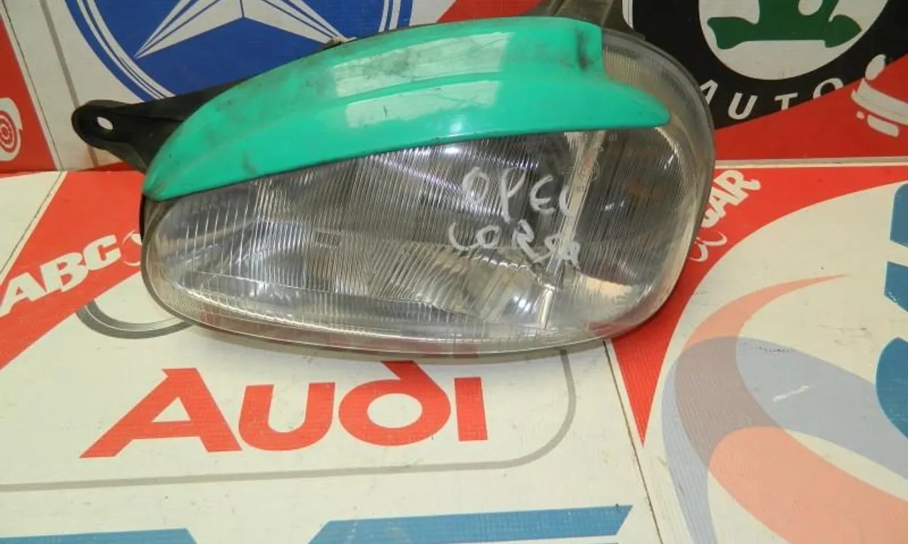 Far stanga OPEL CORSA B 1998-2002