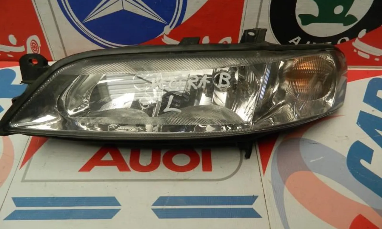 Far stanga OPEL VECTRA C GTS 2002-2009