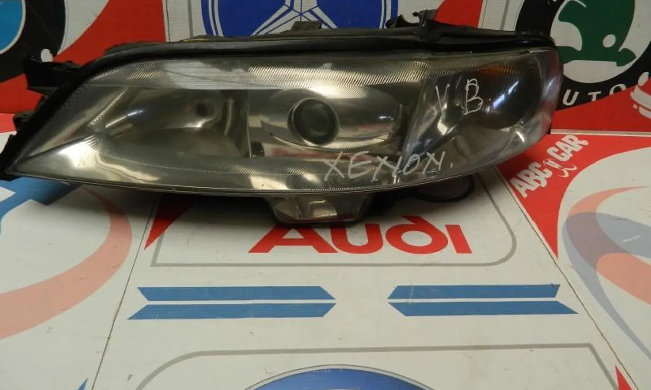 Far stanga OPEL VECTRA C GTS 2002-2009