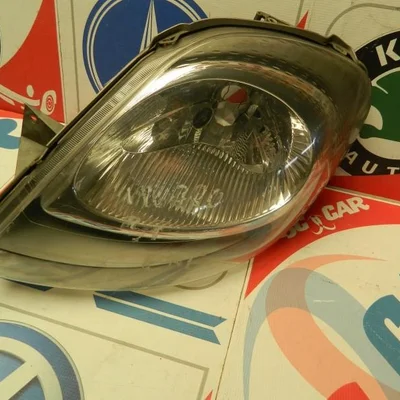 Far stanga OPEL VIVARO A 2001-2015, vedere frontata