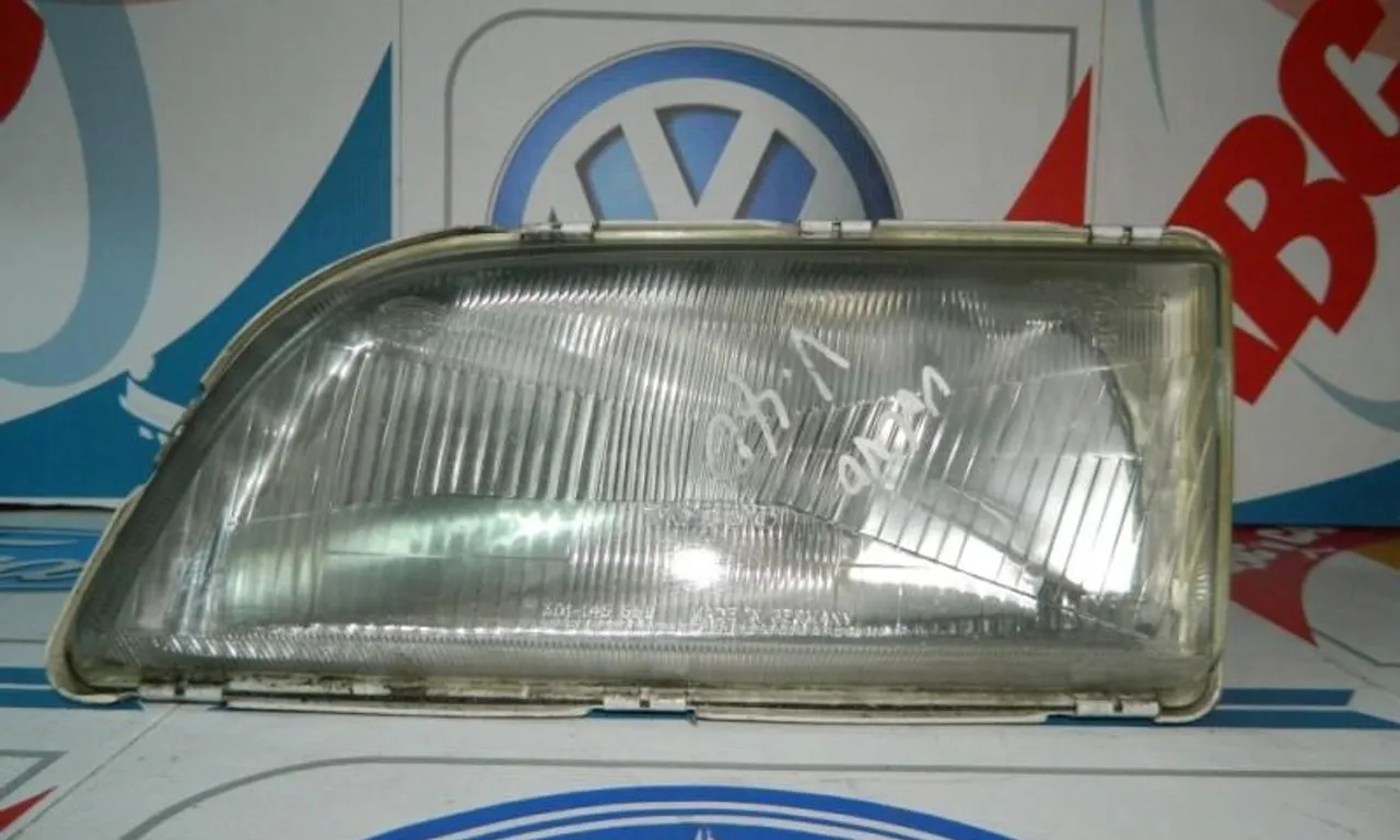 Far stanga VOLVO V40 1995-2004