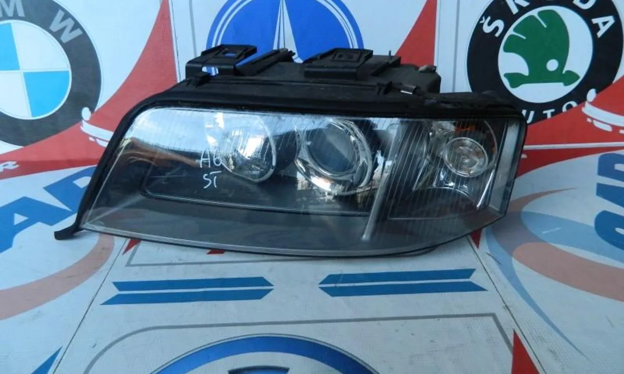 Far stanga xenon AUDI A6 C5 Avant 1997-2006