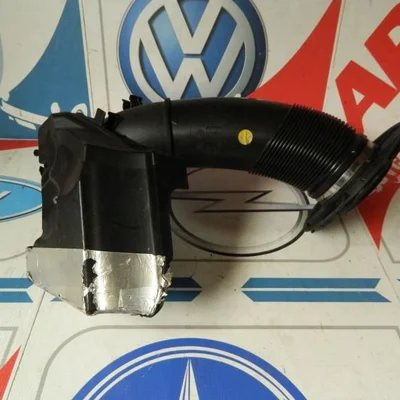 Furtun carcasa filtru aer AUDI A7 Sportback 2010-2019 06E129615J, vedere frontata