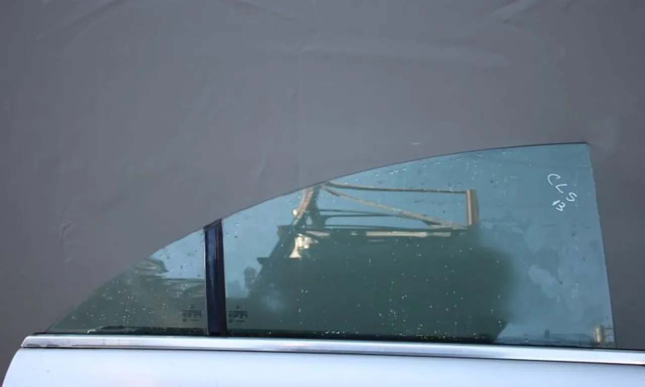 Geam fix dreapta spate MERCEDES CLS 2017-null