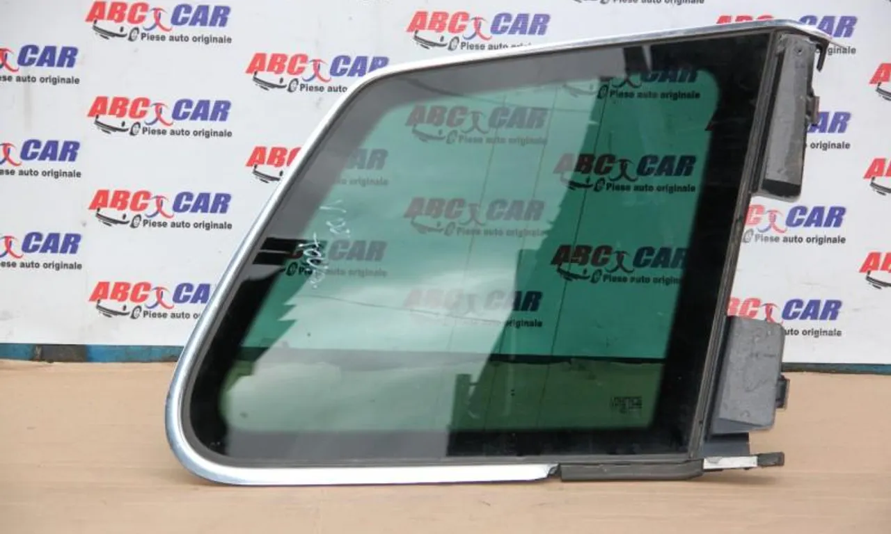 Geam fix dreapta spate VOLKSWAGEN TOUAREG 2002-2013