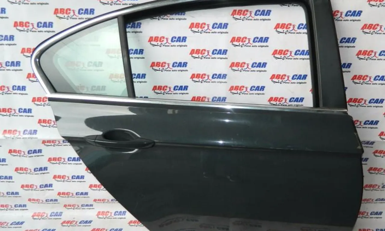 Geam fix usa dreapta spate VOLKSWAGEN PASSAT B8 2014-2019