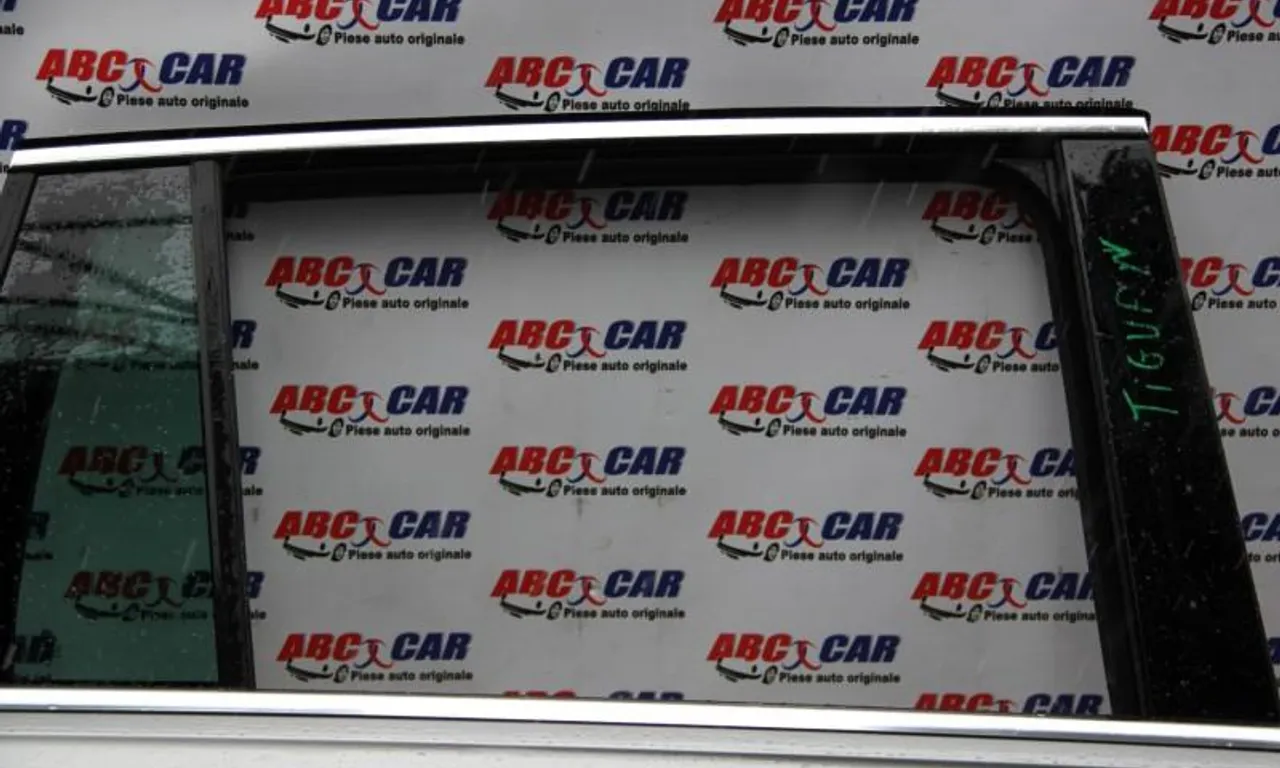 Geam mobil usa dreapta spate VOLKSWAGEN TIGUAN 2016-2024