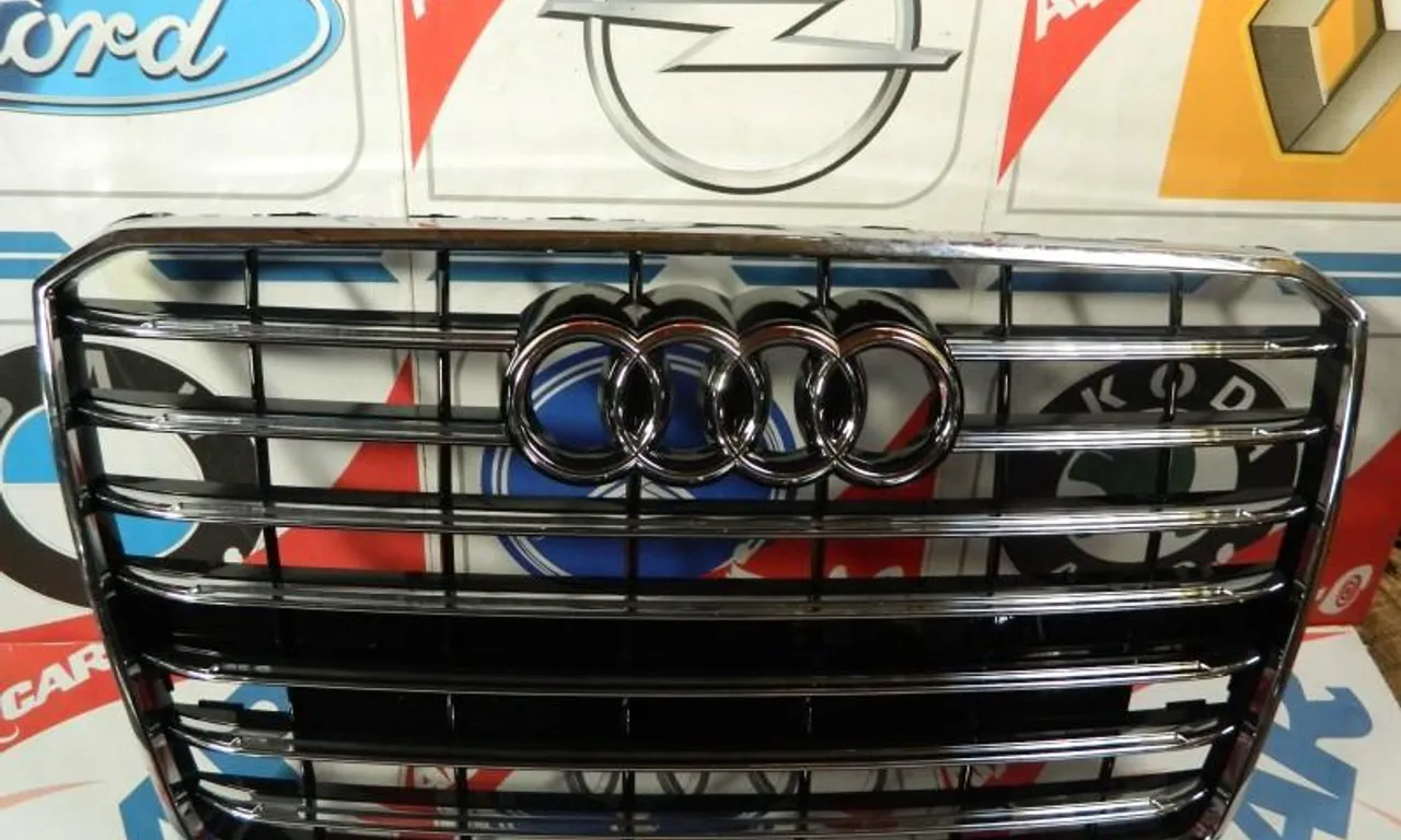 Grila cromata AUDI A8 D4 2009-2019