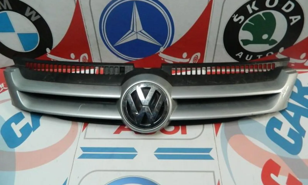 Grila radiatoare VOLKSWAGEN GOLF PLUS V 2004-2013