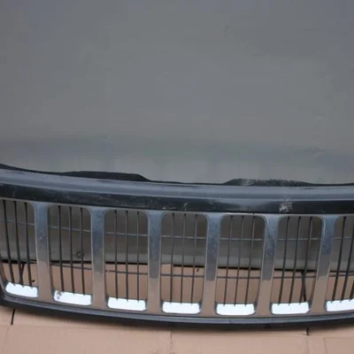 Grila radiator JEEP GRAND CHEROKEE II 1998-2005, vedere frontata