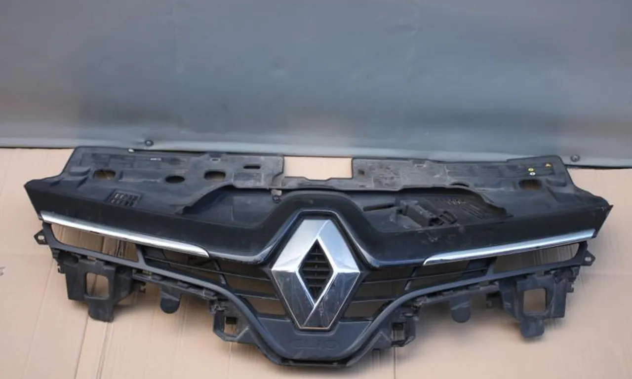 Grila radiator RENAULT CLIO IV 2012-2021