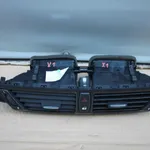 Grile ventilatie mijloc fata BMW X1 2009-2015 64222991235, vedere frontata