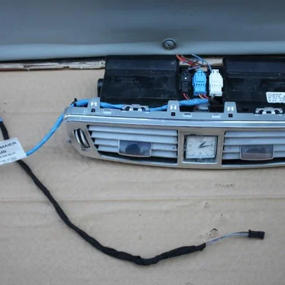 Grile ventilatie mijloc fata MERCEDES CLS 2017-2026 A2188300764, vedere frontata