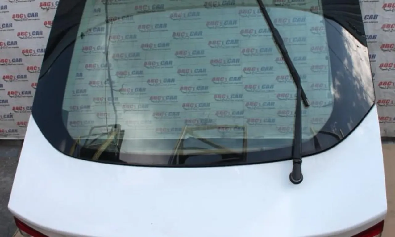 Haion cu luneta FORD MONDEO V 2014-null