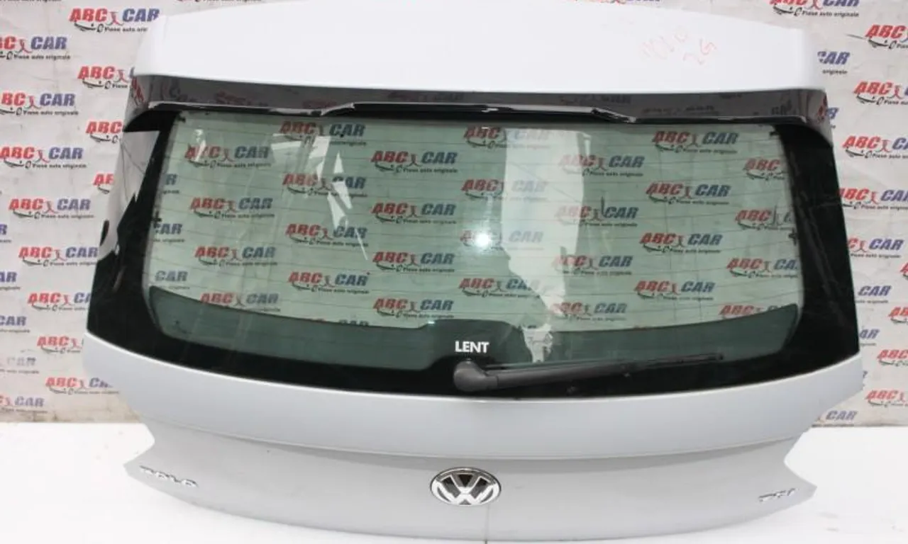 Haion cu luneta VOLKSWAGEN POLO VI 2017-null