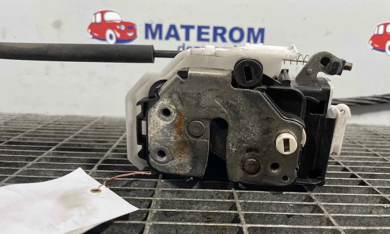 INCUIETOARE USA SPATE DREAPTA ALFA ROMEO 159 2005-2012