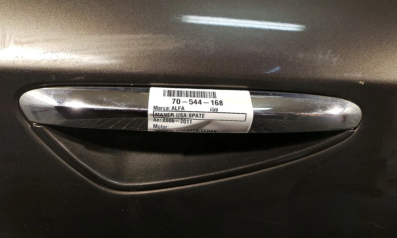 MANER USA SPATE DREAPTA ALFA ROMEO 159 2005-2012