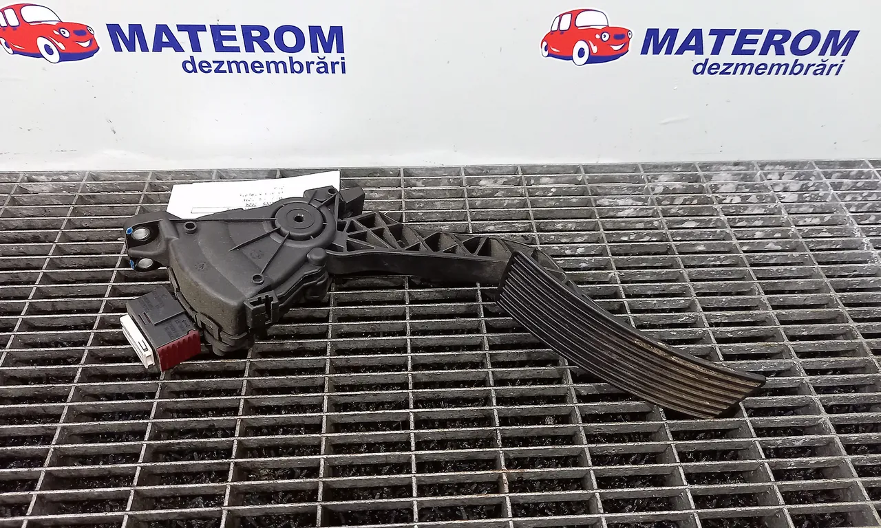 PEDALA ACCELERATIE ALFA ROMEO 159 2005-2012