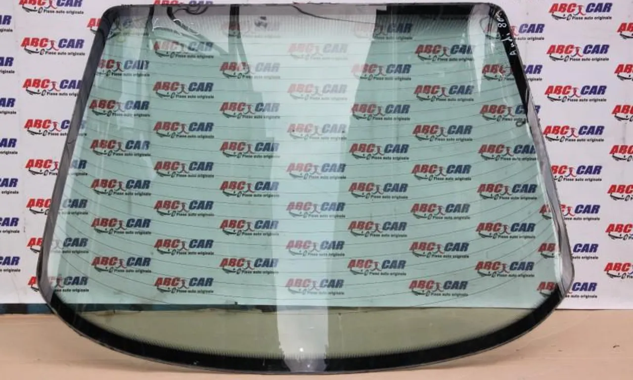 Luneta AUDI 80 B4 1991-1995