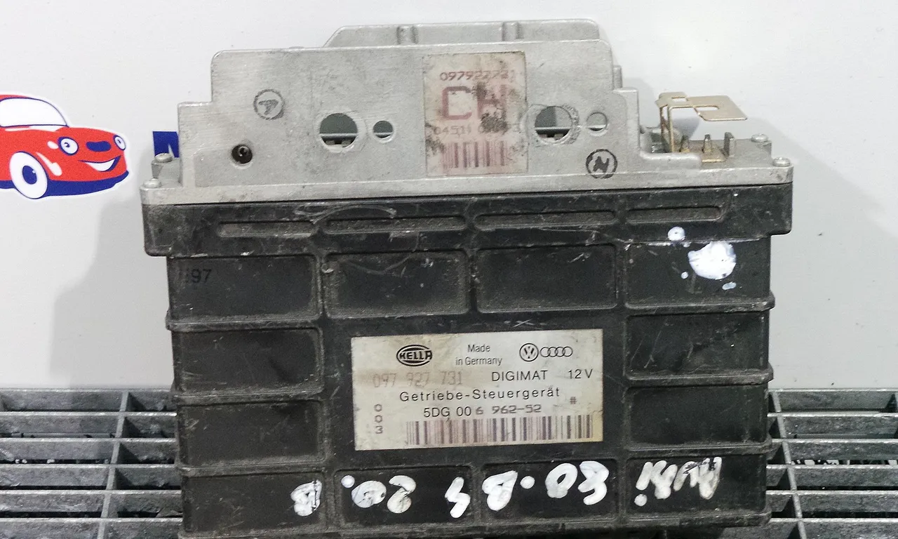 CALCULATOR CUTIE VITEZE AUDI 80 B4 1991-1995